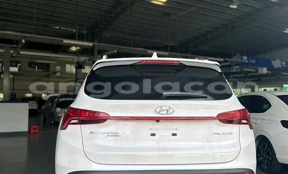 Buy Used Hyundai Santa Fe White Car in Lobito in Benguela Buy Used Hyundai Santa Fe White Car in Lobito in Benguela