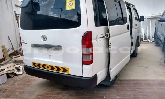 Acheter Occasion Voiture Toyota Hiace Blanc à Lobito, Benguela Acheter Occasion Voiture Toyota Hiace Blanc à Lobito, Benguela