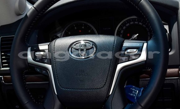 Acheter Neuf Voiture Toyota Land Cruiser Noir à Benguela, Benguela Acheter Neuf Voiture Toyota Land Cruiser Noir à Benguela, Benguela