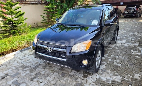 Comprar Usado Toyota RAV4 Preto Carro em Lobito em Benguela Comprar Usado Toyota RAV4 Preto Carro em Lobito em Benguela