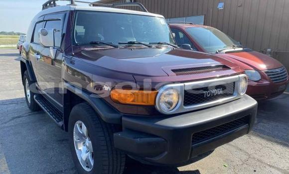 Comprar Usado Toyota FJ Cruiser Outro Carro em Luanda em Luanda Province Comprar Usado Toyota FJ Cruiser Outro Carro em Luanda em Luanda Province