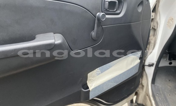 Comprar Usado Nissan Urvan Branco Carro em Luanda em Luanda Province Comprar Usado Nissan Urvan Branco Carro em Luanda em Luanda Province