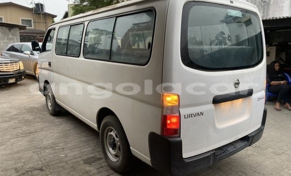 Comprar Usado Nissan Urvan Branco Carro em Luanda em Luanda Province Comprar Usado Nissan Urvan Branco Carro em Luanda em Luanda Province