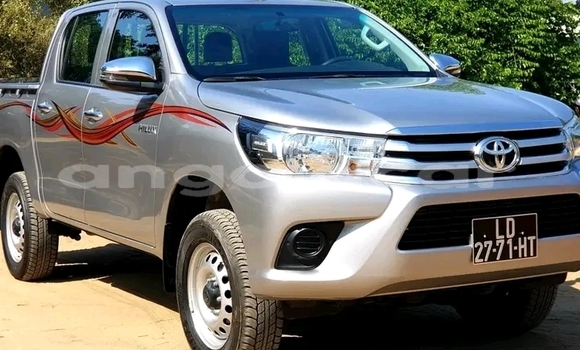 Comprar Usado Toyota Hilux Outro Carro em Luanda em Luanda Province