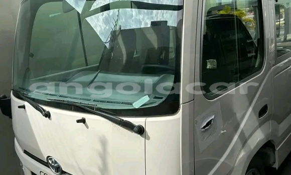 Buy Used Toyota Coaster Other Car in Luanda in Luanda Province