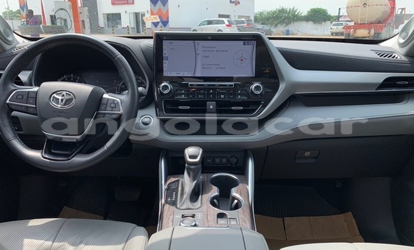Buy Used Toyota Highlander Silver Car in Luanda in Luanda Province Buy Used Toyota Highlander Silver Car in Luanda in Luanda Province