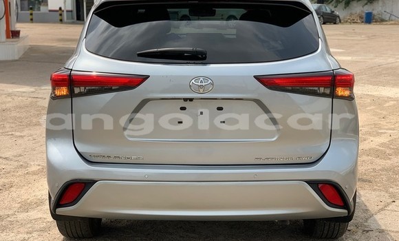 Buy Used Toyota Highlander Silver Car in Luanda in Luanda Province Buy Used Toyota Highlander Silver Car in Luanda in Luanda Province