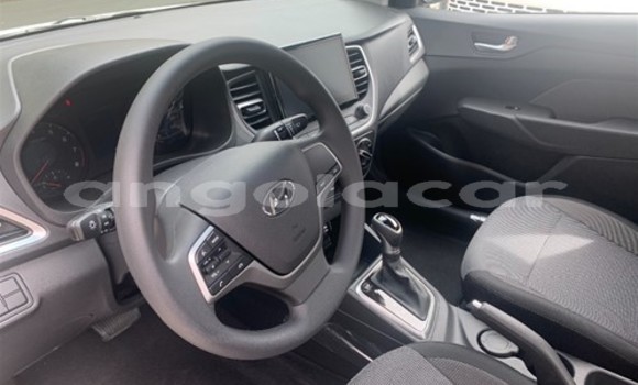 Acheter Occasion Voiture Hyundai Accent Noir à Luanda, Province de Luanda Acheter Occasion Voiture Hyundai Accent Noir à Luanda, Province de Luanda