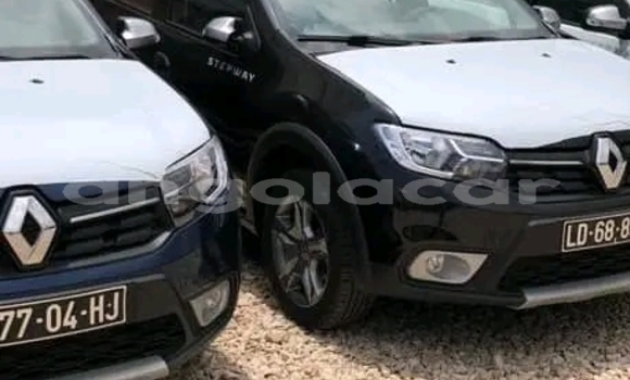 Buy Used Renault Sandero Black Car in Luanda in Luanda Province Buy Used Renault Sandero Black Car in Luanda in Luanda Province