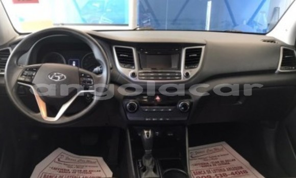 Buy Used Hyundai Tucson Brown Car in Luanda in Luanda Province Buy Used Hyundai Tucson Brown Car in Luanda in Luanda Province