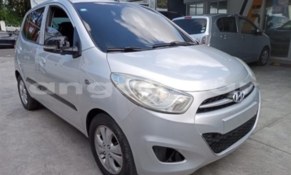 Comprar Usado Hyundai i10 Prata Carro em Luanda em Luanda Province Comprar Usado Hyundai i10 Prata Carro em Luanda em Luanda Province