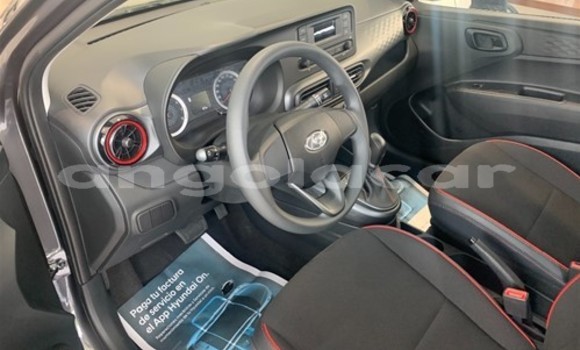 Acheter Occasion Voiture Hyundai i10 Rouge à Luanda, Province de Luanda Acheter Occasion Voiture Hyundai i10 Rouge à Luanda, Province de Luanda