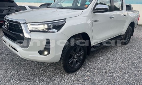 Buy Used Toyota Hilux White Car in Luanda in Luanda Province Buy Used Toyota Hilux White Car in Luanda in Luanda Province