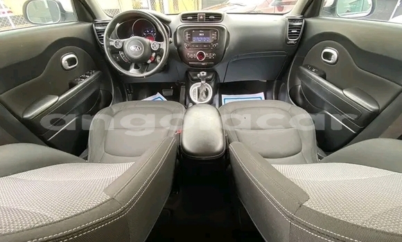 Buy Used Kia Soul White Car in Luanda in Luanda Province Buy Used Kia Soul White Car in Luanda in Luanda Province