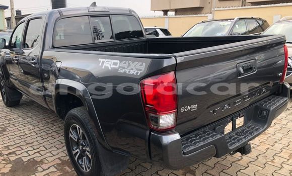 Buy Used Toyota Tacoma Black Car in Luanda in Luanda Province Buy Used Toyota Tacoma Black Car in Luanda in Luanda Province