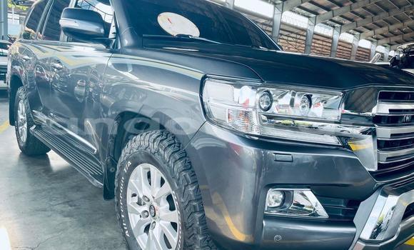 Acheter Occasion Voiture Toyota Land Cruiser Noir à Luanda, Province de Luanda Acheter Occasion Voiture Toyota Land Cruiser Noir à Luanda, Province de Luanda