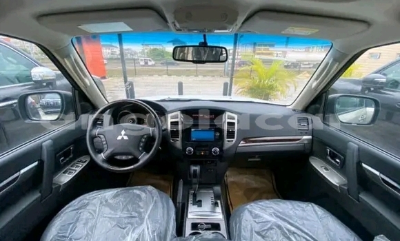Buy Used Mitsubishi Pajero Sport Other Car in Luanda in Luanda Province Buy Used Mitsubishi Pajero Sport Other Car in Luanda in Luanda Province