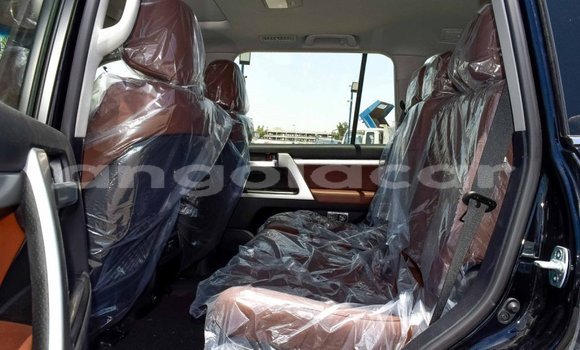 Comprar Novo Toyota Land Cruiser Preto Carro em Benguela em Benguela Comprar Novo Toyota Land Cruiser Preto Carro em Benguela em Benguela