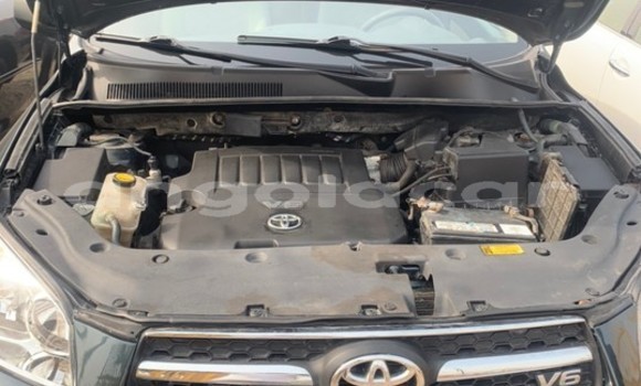 Buy Used Toyota RAV4 Black Car in Luanda in Luanda Province Buy Used Toyota RAV4 Black Car in Luanda in Luanda Province