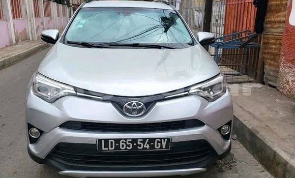 Buy Used Toyota RAV4 Other Car in Luanda in Luanda Province Buy Used Toyota RAV4 Other Car in Luanda in Luanda Province