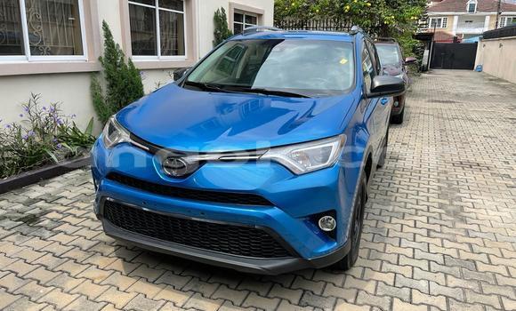Comprar Usado Toyota RAV4 Azul Carro em Luanda em Luanda Province Comprar Usado Toyota RAV4 Azul Carro em Luanda em Luanda Province