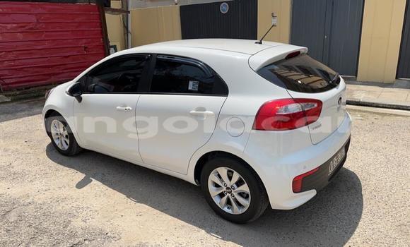 Buy Used Kia rio White Car in Luanda in Luanda Province Buy Used Kia rio White Car in Luanda in Luanda Province