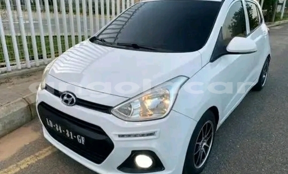 Buy Used Hyundai i10 White Car in Luanda in Luanda Province Buy Used Hyundai i10 White Car in Luanda in Luanda Province