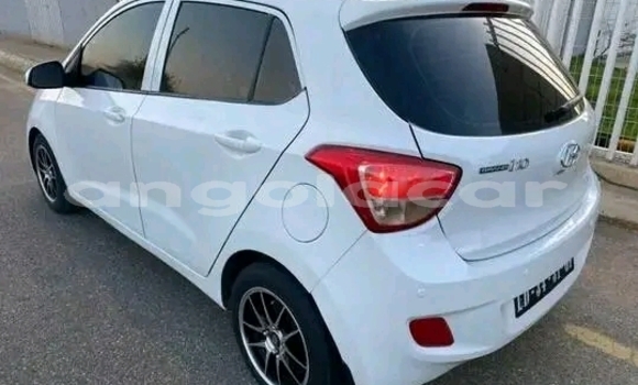 Comprar Usado Hyundai i10 Branco Carro em Luanda em Luanda Province Comprar Usado Hyundai i10 Branco Carro em Luanda em Luanda Province