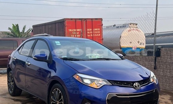 Buy Used Toyota Corolla Blue Car in Luanda in Luanda Province