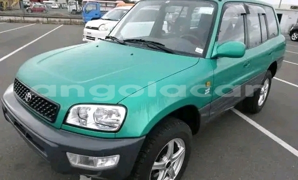 Comprar Usado Toyota RAV4 Outro Carro em Luanda em Luanda Province