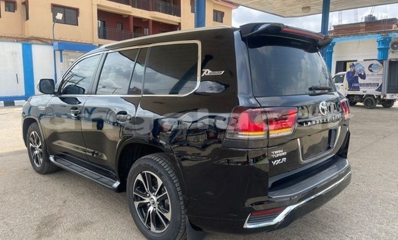 Acheter Occasion Voiture Toyota Land Cruiser Noir à Luanda, Province de Luanda Acheter Occasion Voiture Toyota Land Cruiser Noir à Luanda, Province de Luanda