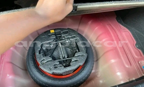 Comprar Usado Hyundai Elantra Vermelho Carro em Luanda em Luanda Province Comprar Usado Hyundai Elantra Vermelho Carro em Luanda em Luanda Province