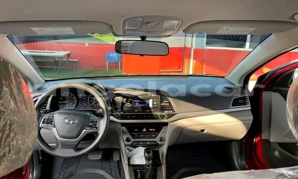 Comprar Usado Hyundai Elantra Vermelho Carro em Luanda em Luanda Province Comprar Usado Hyundai Elantra Vermelho Carro em Luanda em Luanda Province