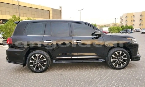Buy Used Lexus LX 570 Black Car in Luanda in Luanda Province Buy Used Lexus LX 570 Black Car in Luanda in Luanda Province