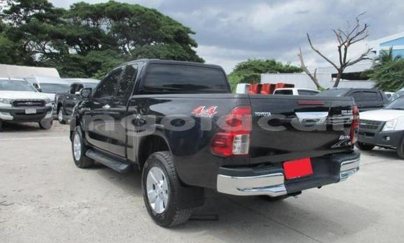 Comprar Usado Toyota Hiluxe VIGO Preto Carro em Luanda em Luanda Province Comprar Usado Toyota Hiluxe VIGO Preto Carro em Luanda em Luanda Province