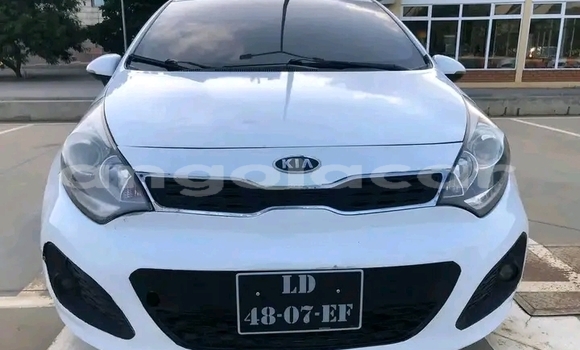 Comprar Usado Kia rio Branco Carro em Luanda em Luanda Province