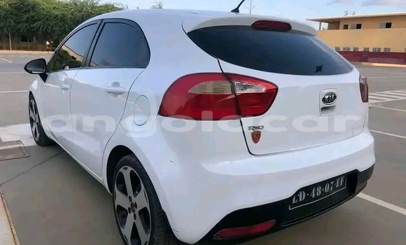 Comprar Usado Kia rio Branco Carro em Luanda em Luanda Province Comprar Usado Kia rio Branco Carro em Luanda em Luanda Province