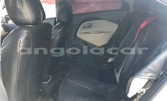 Comprar Usado Kia rio Branco Carro em Luanda em Luanda Province Comprar Usado Kia rio Branco Carro em Luanda em Luanda Province
