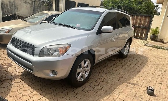 Buy Used Toyota RAV4 Blue Car in Luanda in Luanda Province Buy Used Toyota RAV4 Blue Car in Luanda in Luanda Province