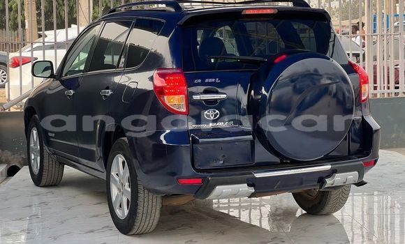Acheter Occasion Voiture Toyota RAV4 Bleu à Luanda, Province de Luanda Acheter Occasion Voiture Toyota RAV4 Bleu à Luanda, Province de Luanda