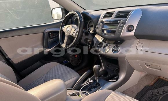 Acheter Occasion Voiture Toyota RAV4 Bleu à Luanda, Province de Luanda Acheter Occasion Voiture Toyota RAV4 Bleu à Luanda, Province de Luanda