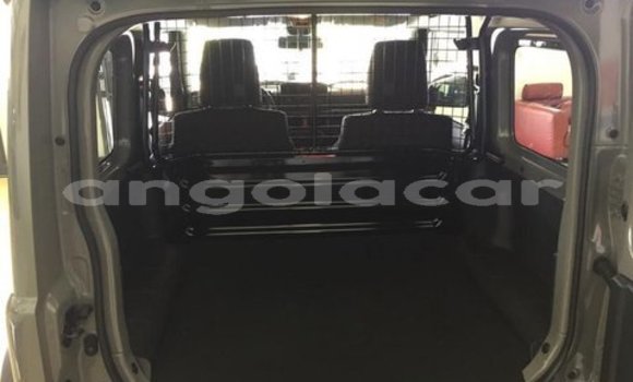 Comprar Usado Suzuki Jimny Prata Carro em Luanda em Luanda Province Comprar Usado Suzuki Jimny Prata Carro em Luanda em Luanda Province