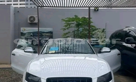 Comprar Usado Audi S5 Branco Carro em Luanda em Luanda Province Comprar Usado Audi S5 Branco Carro em Luanda em Luanda Province