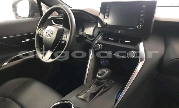 Buy Used Toyota Venza Red Car in Luanda in Luanda Province Buy Used Toyota Venza Red Car in Luanda in Luanda Province