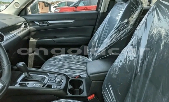 Comprar Usado Mazda CX-5 Preto Carro em Luena em Moxico Comprar Usado Mazda CX-5 Preto Carro em Luena em Moxico