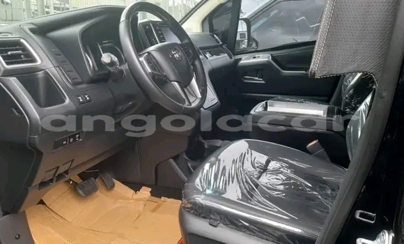 Comprar Usado Toyota Granvia Preto Carro em Luena em Moxico Comprar Usado Toyota Granvia Preto Carro em Luena em Moxico