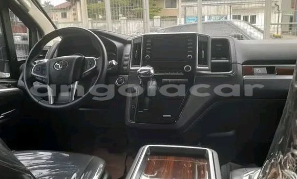 Comprar Usado Toyota Granvia Preto Carro em Luena em Moxico Comprar Usado Toyota Granvia Preto Carro em Luena em Moxico