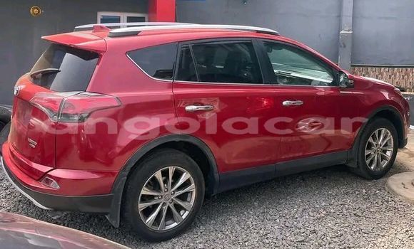 Comprar Usado Toyota RAV4 Vermelho Carro em Luena em Moxico Comprar Usado Toyota RAV4 Vermelho Carro em Luena em Moxico