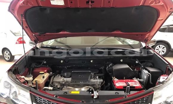 Comprar Usado Toyota RAV4 Vermelho Carro em Luena em Moxico Comprar Usado Toyota RAV4 Vermelho Carro em Luena em Moxico