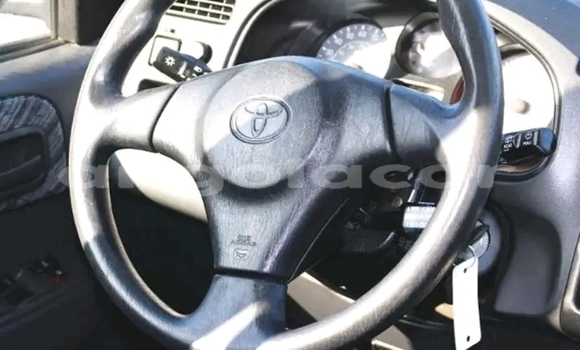 Acheter Occasion Voiture Toyota RAV4 Marron à Luena, Moxico Acheter Occasion Voiture Toyota RAV4 Marron à Luena, Moxico